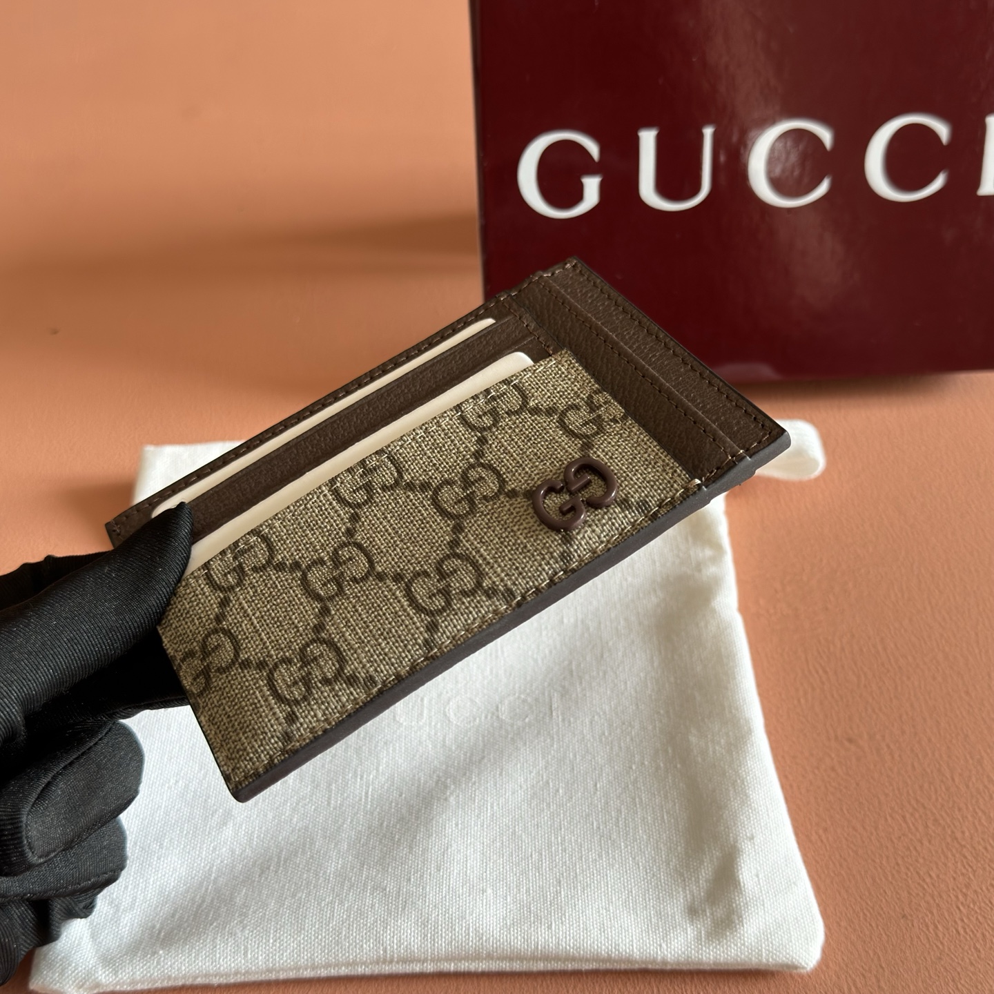 Gucci Basic Bag Black M-s