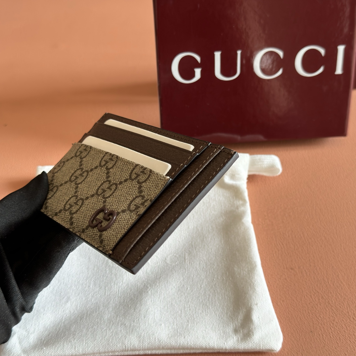 Gucci Basic Bag Black M-s