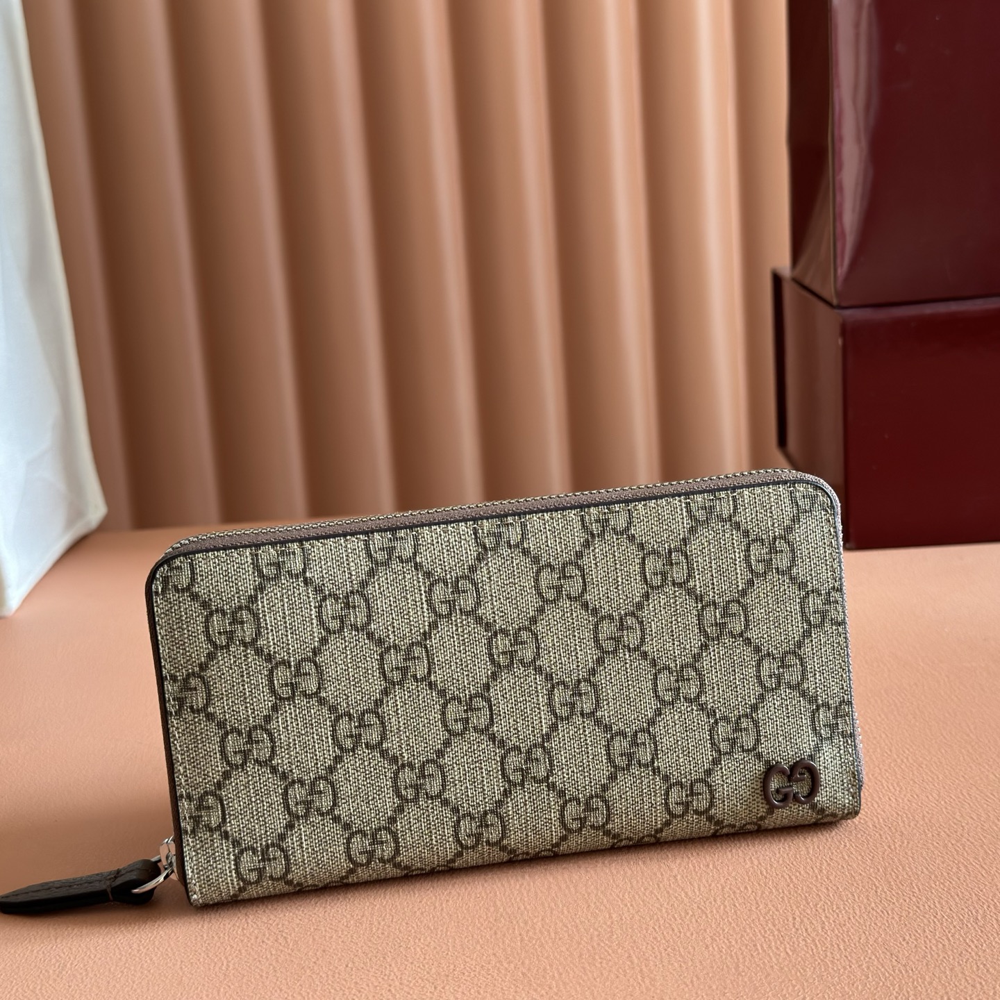 Gucci Basic Bag Black M-s