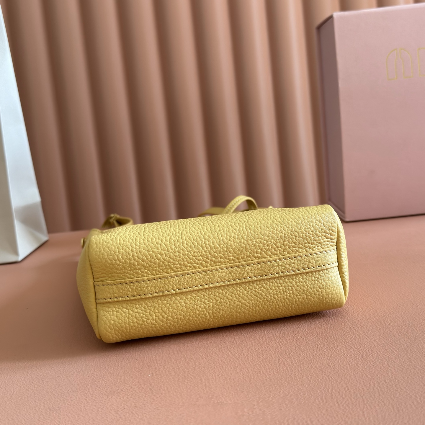 Miu Miu Tote Bag Cow Leather 12cm-m-l