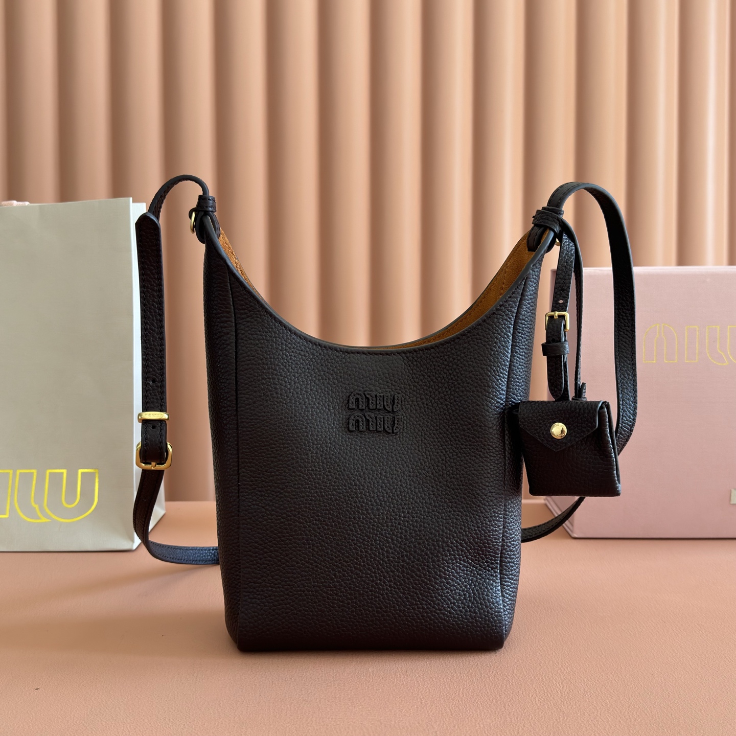 Miu Miu Tote Bag Cow Leather 12cm-m-l