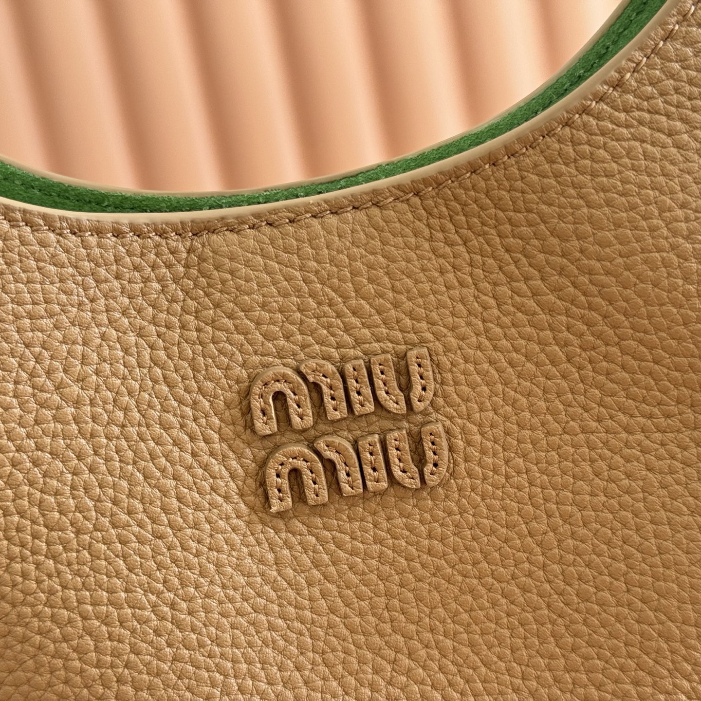 Miu Miu Tote Bag Cow Leather 12cm-m-l