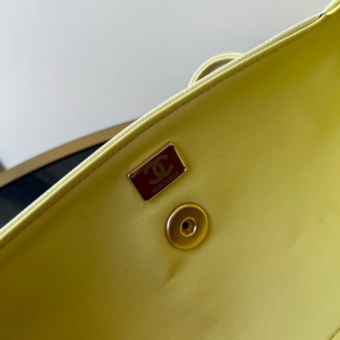 Chanel Basic Bag Cow Leather 10cm-l-s