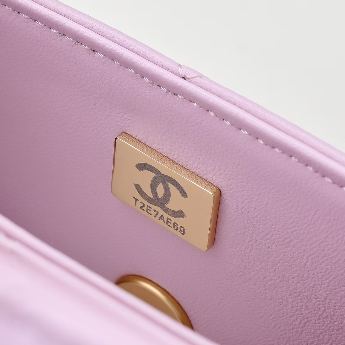 Chanel Basic Bag M-l