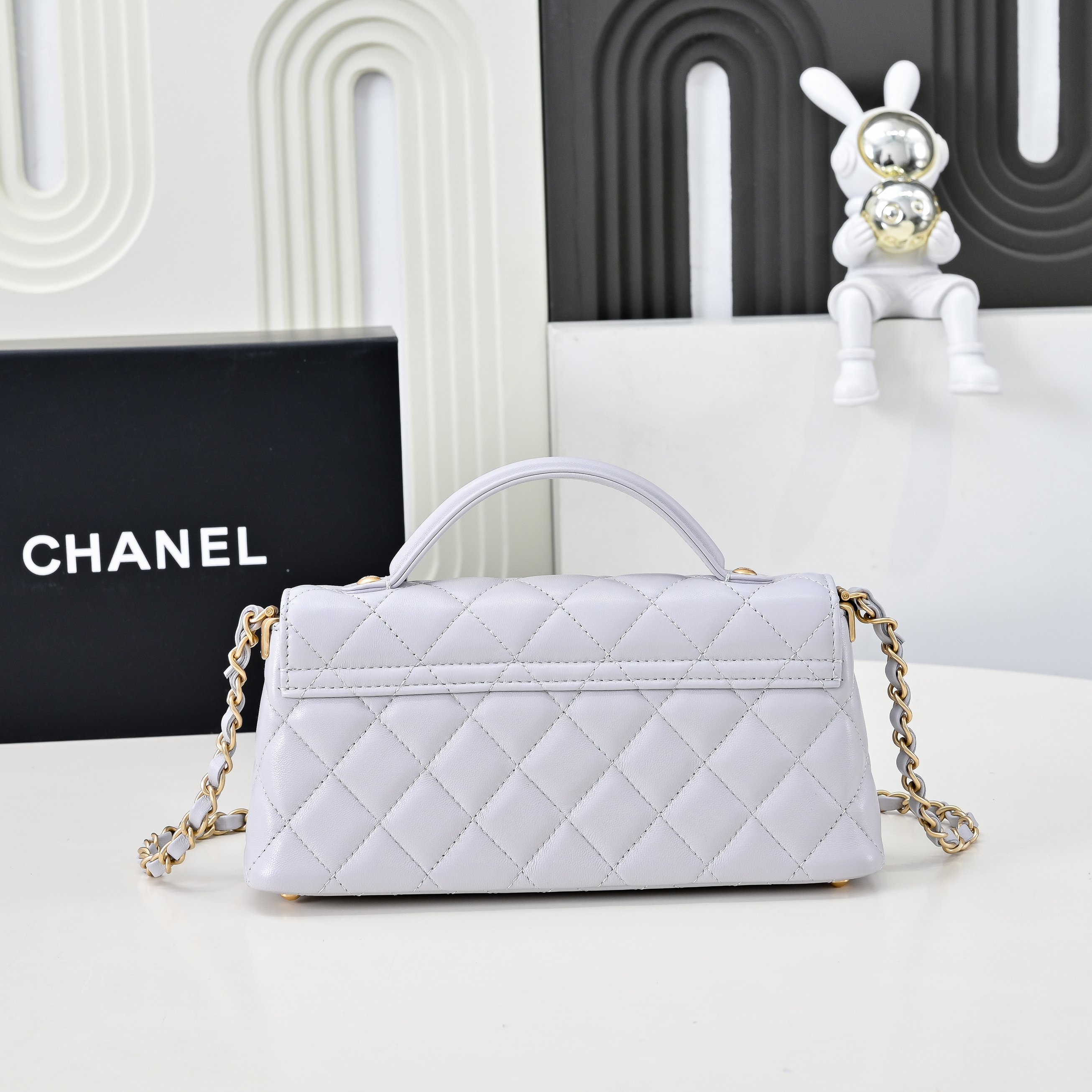 Chanel Basic Bag M-l