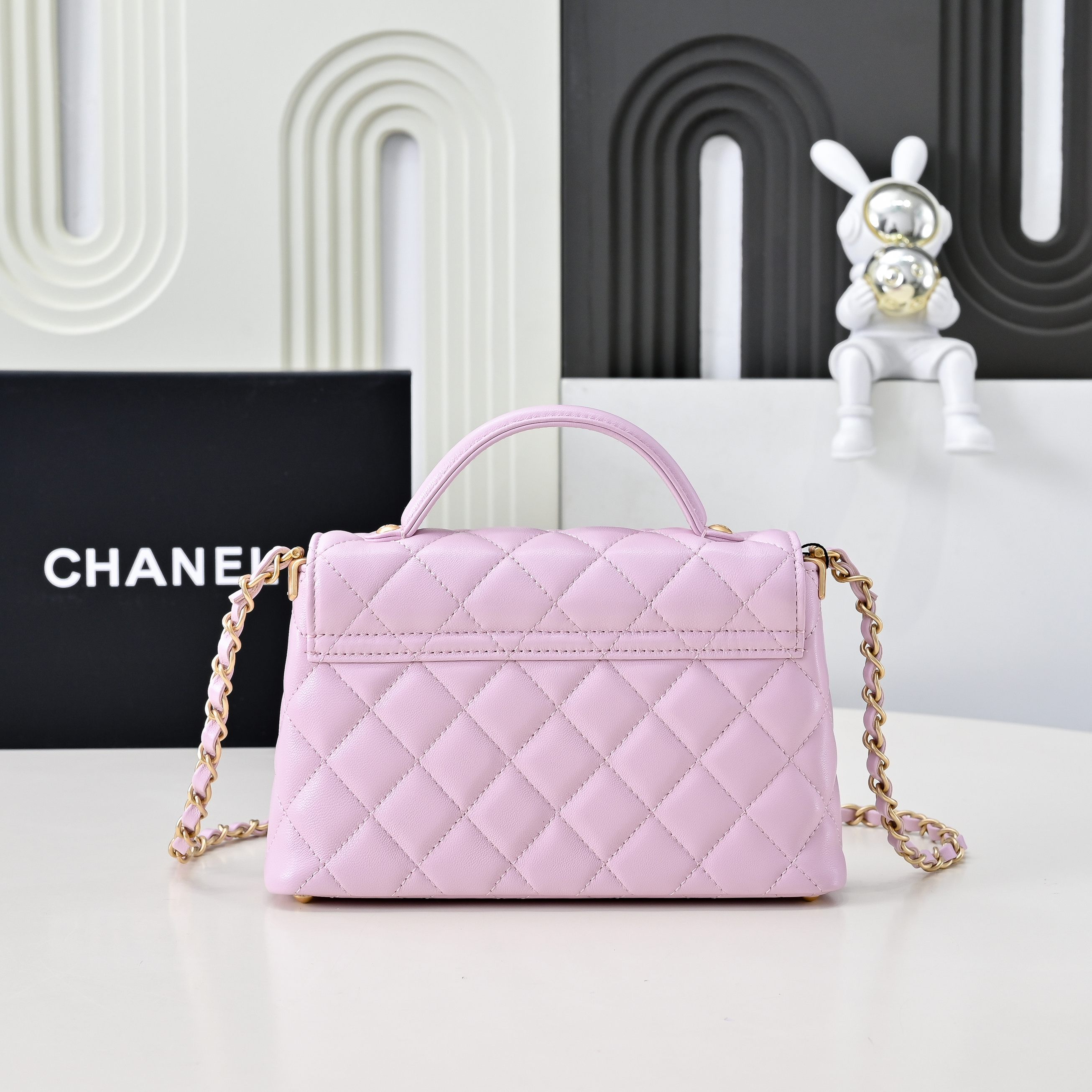 Chanel Basic Bag M-l