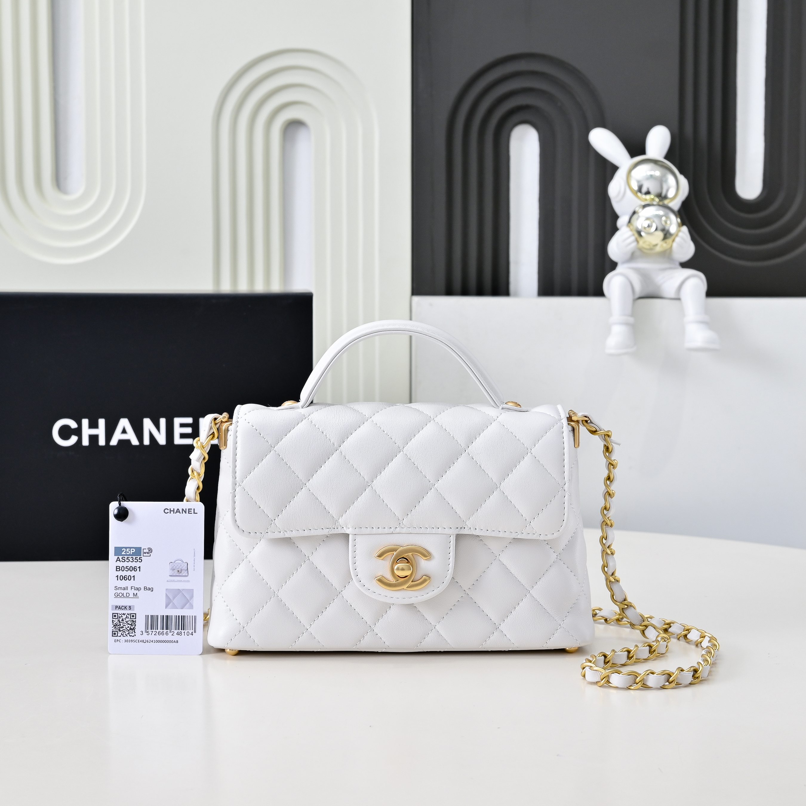 Chanel Basic Bag M-l