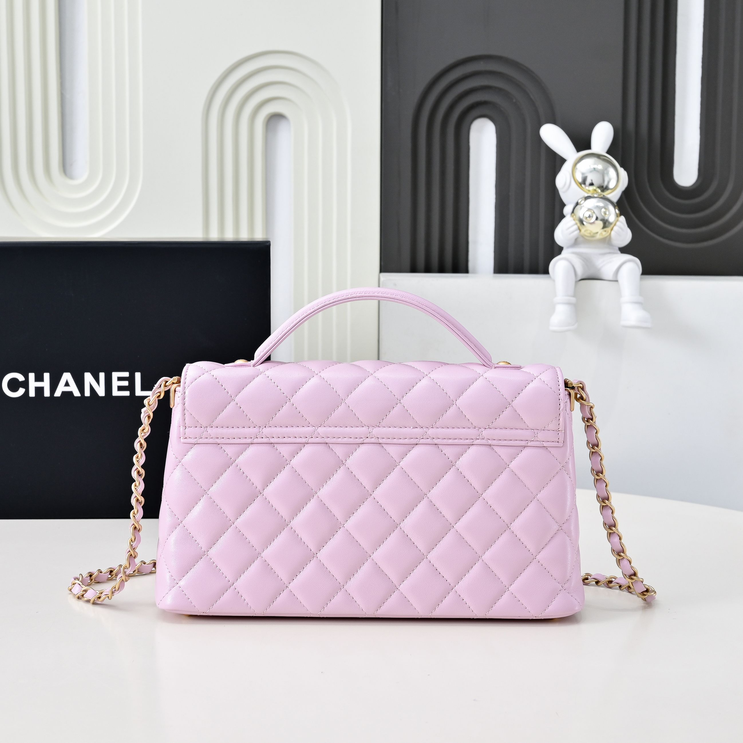 Chanel Basic Bag M-l