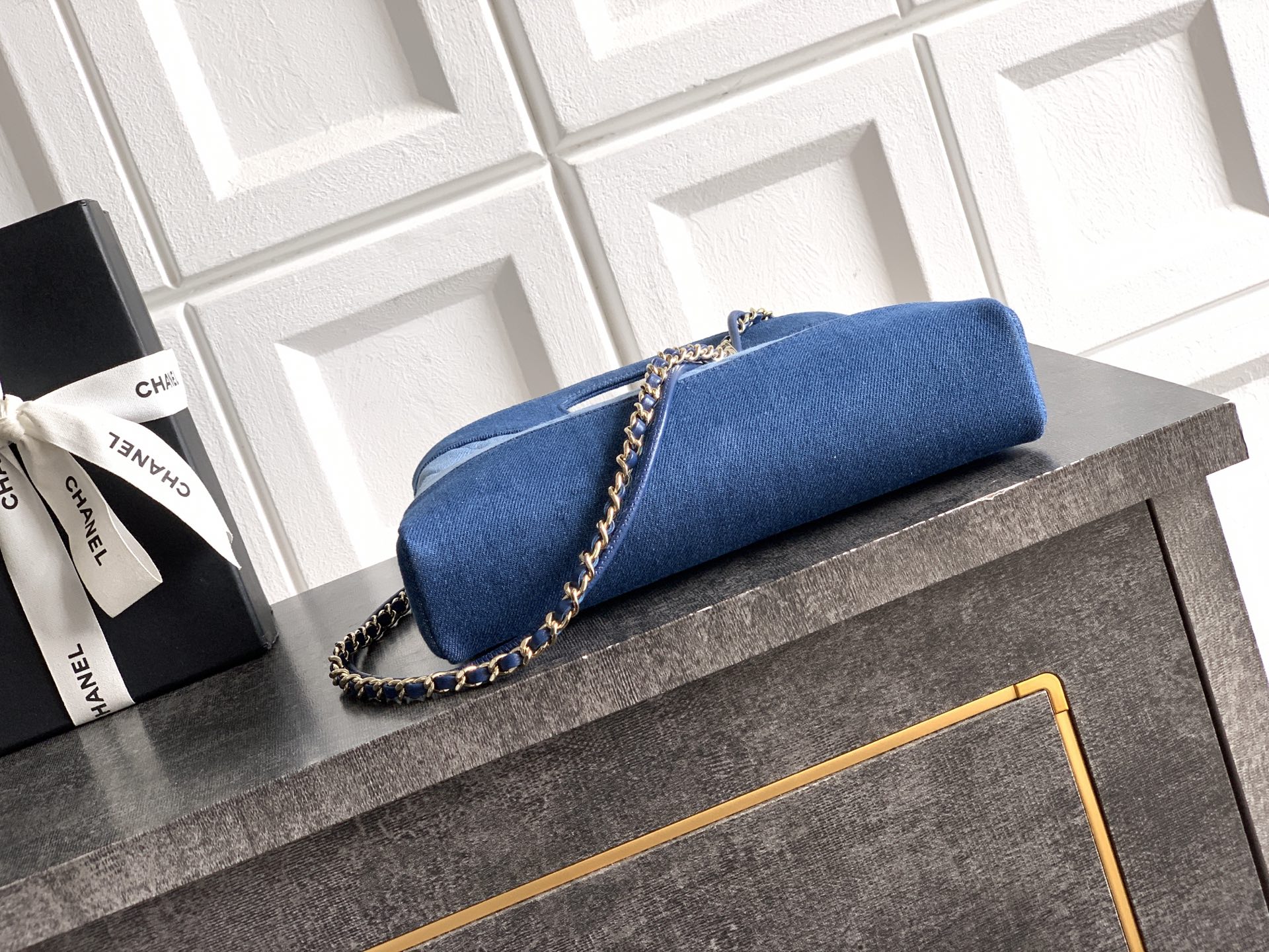 Chanel Basic Bag Blue M-l-s