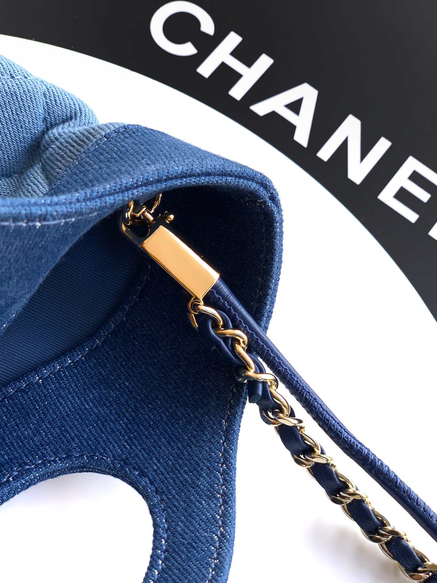 Chanel Basic Bag Blue M-l-s