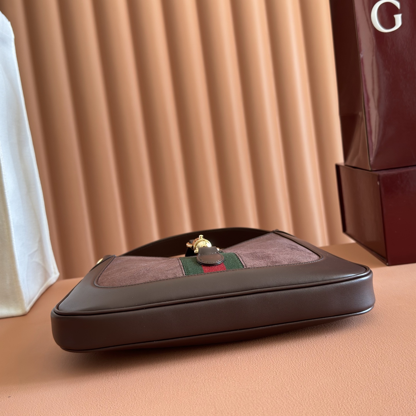 Gucci Basic Bag Gold