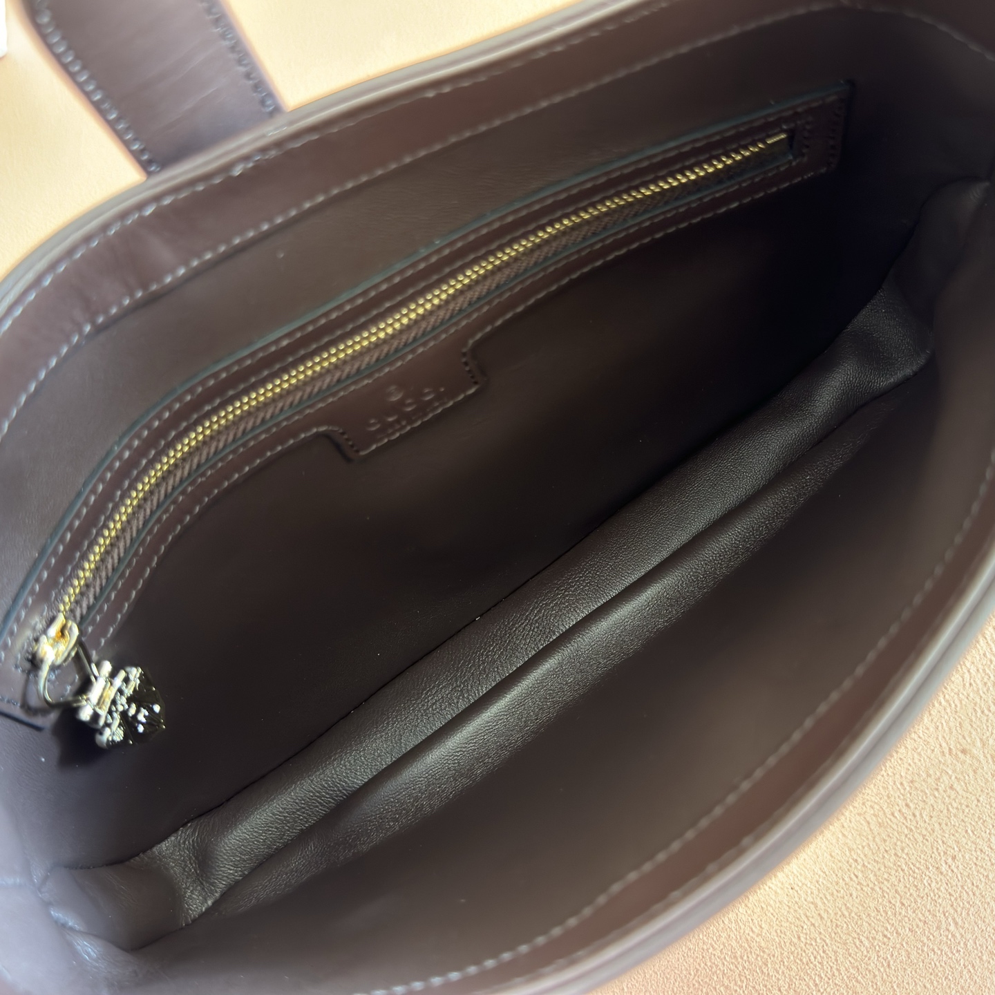 Gucci Basic Bag Gold