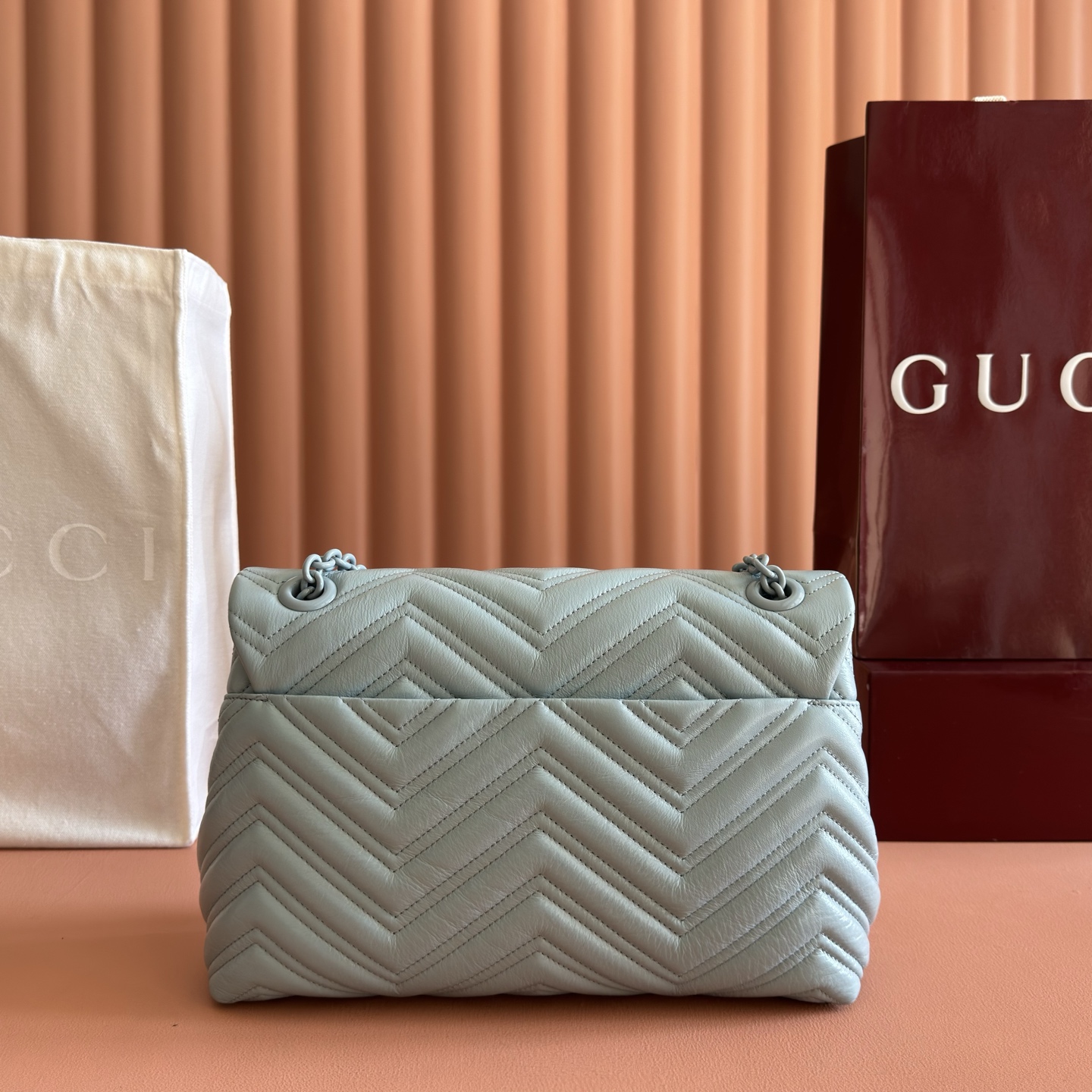 Gucci Basic Bag Cow Leather Black M