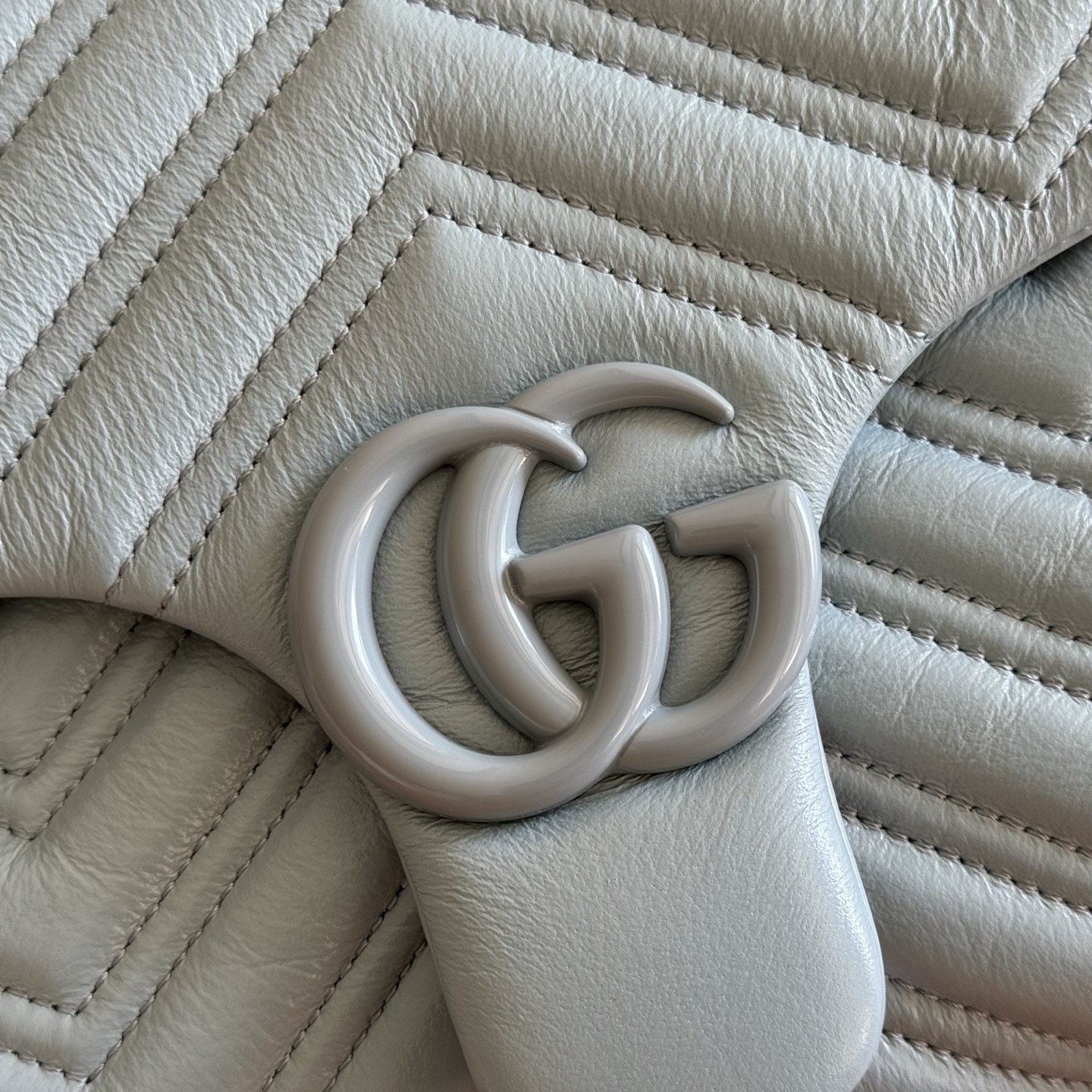 Gucci Basic Bag Cow Leather Black M