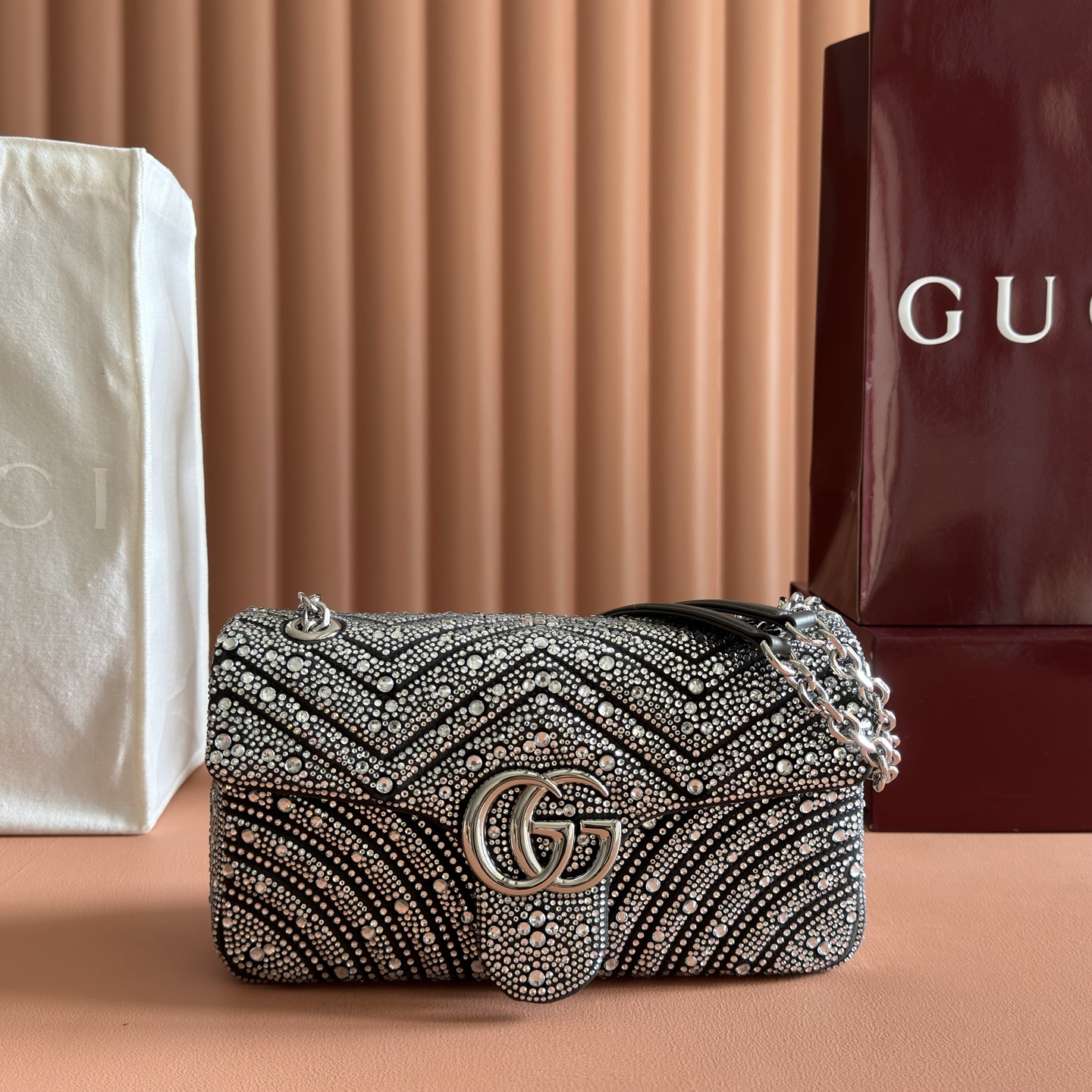 Gucci Shoulder Bag Black M