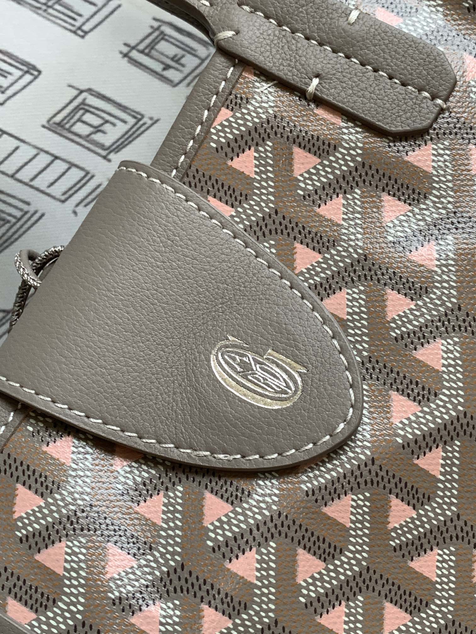 Goyard Basic Bag Canvas Pink M-l-s