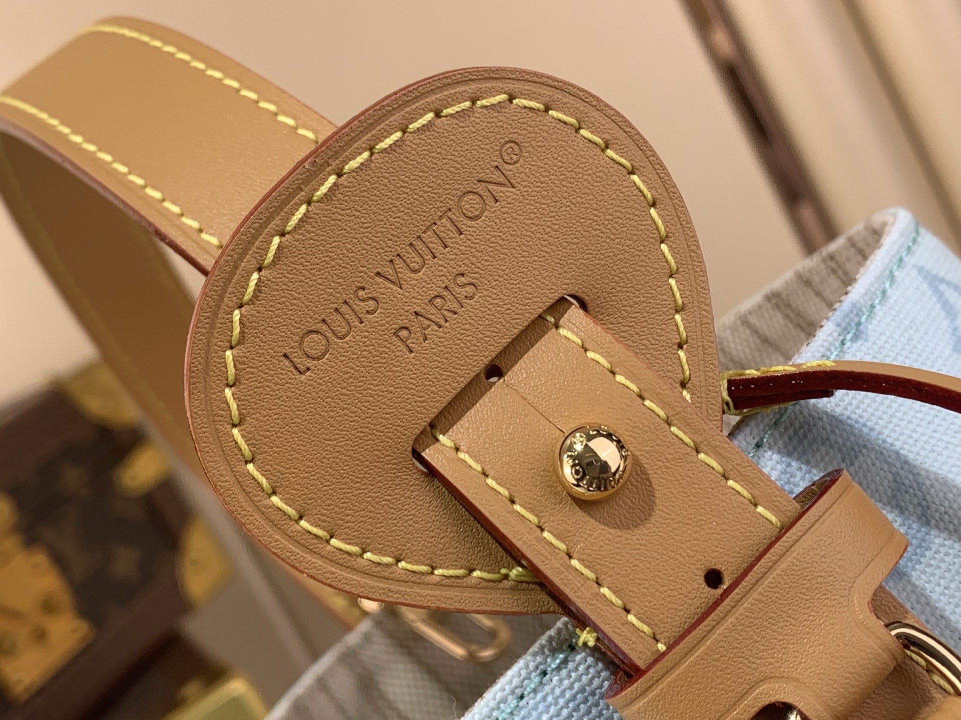 Louis Vuitton Basic Bag Canvas Gold M-l