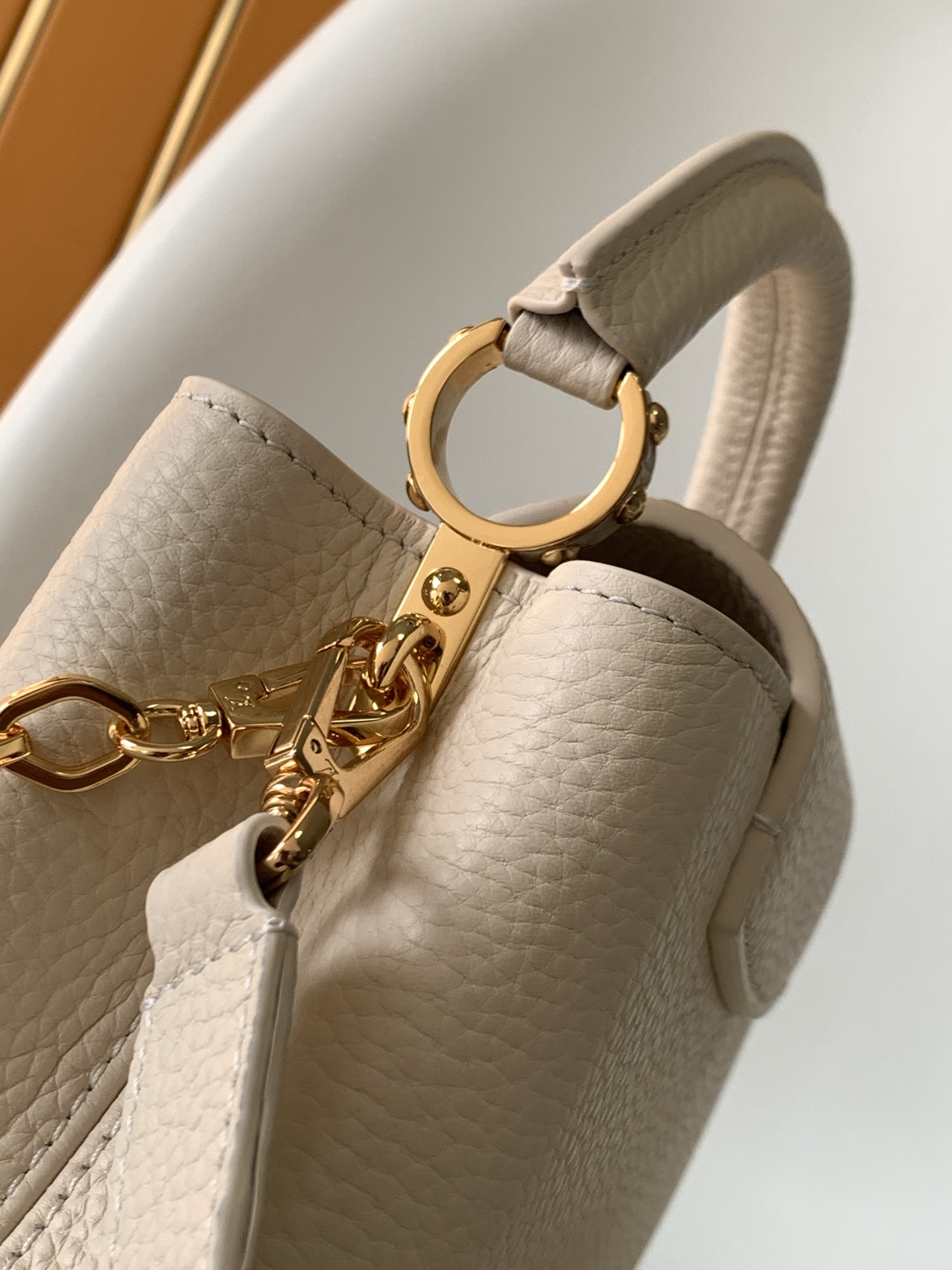 Louis Vuitton Basic Bag Cow Leather Black M-l-s