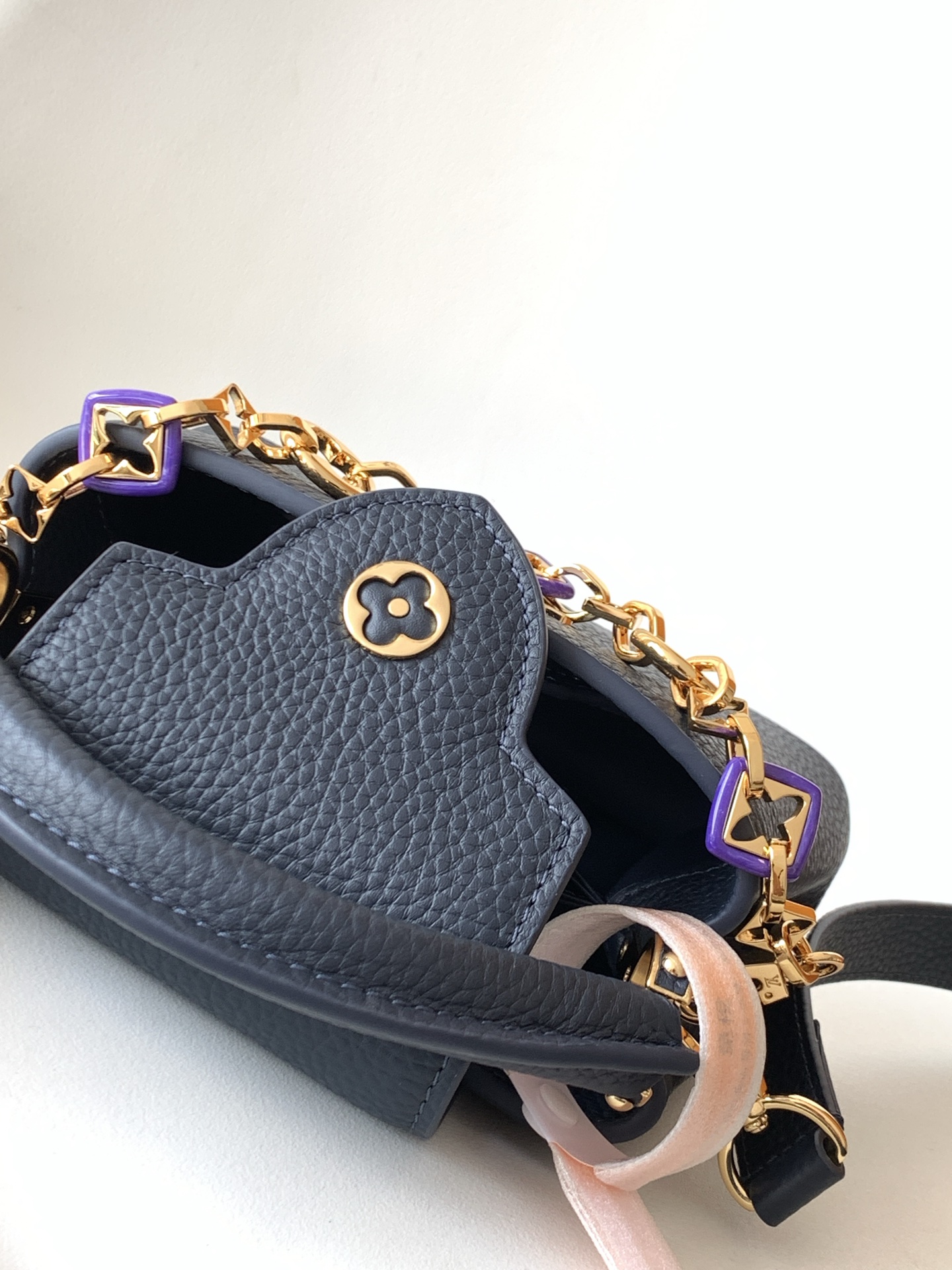 Louis Vuitton Basic Bag Cow Leather Black M-l-s