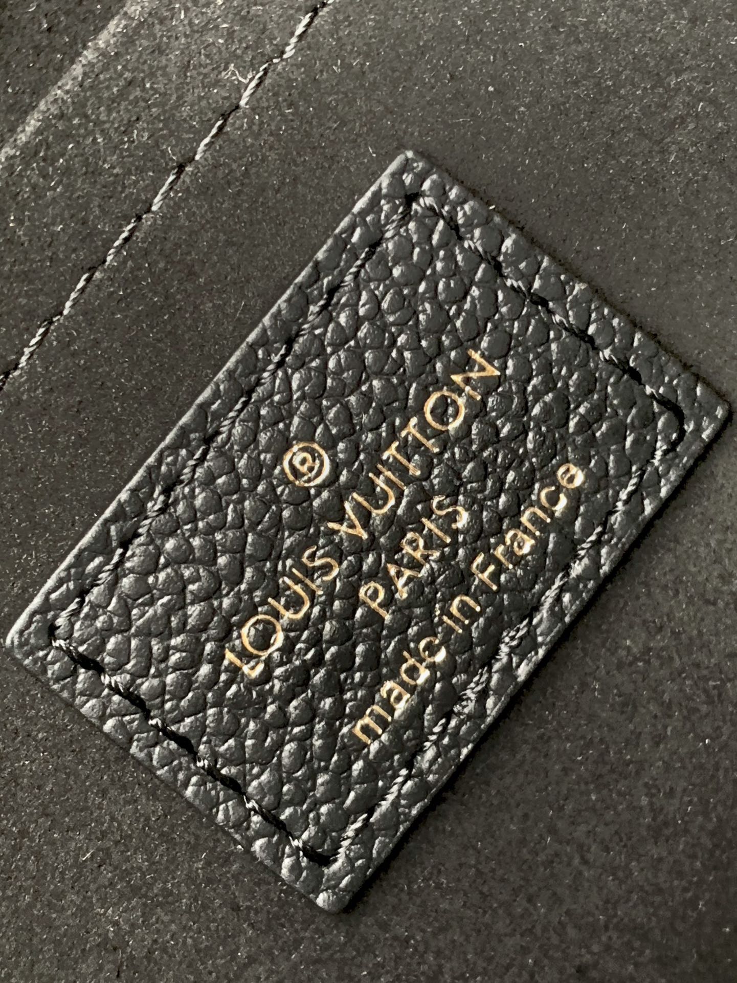 Louis Vuitton Basic Bag Cow Leather Black M