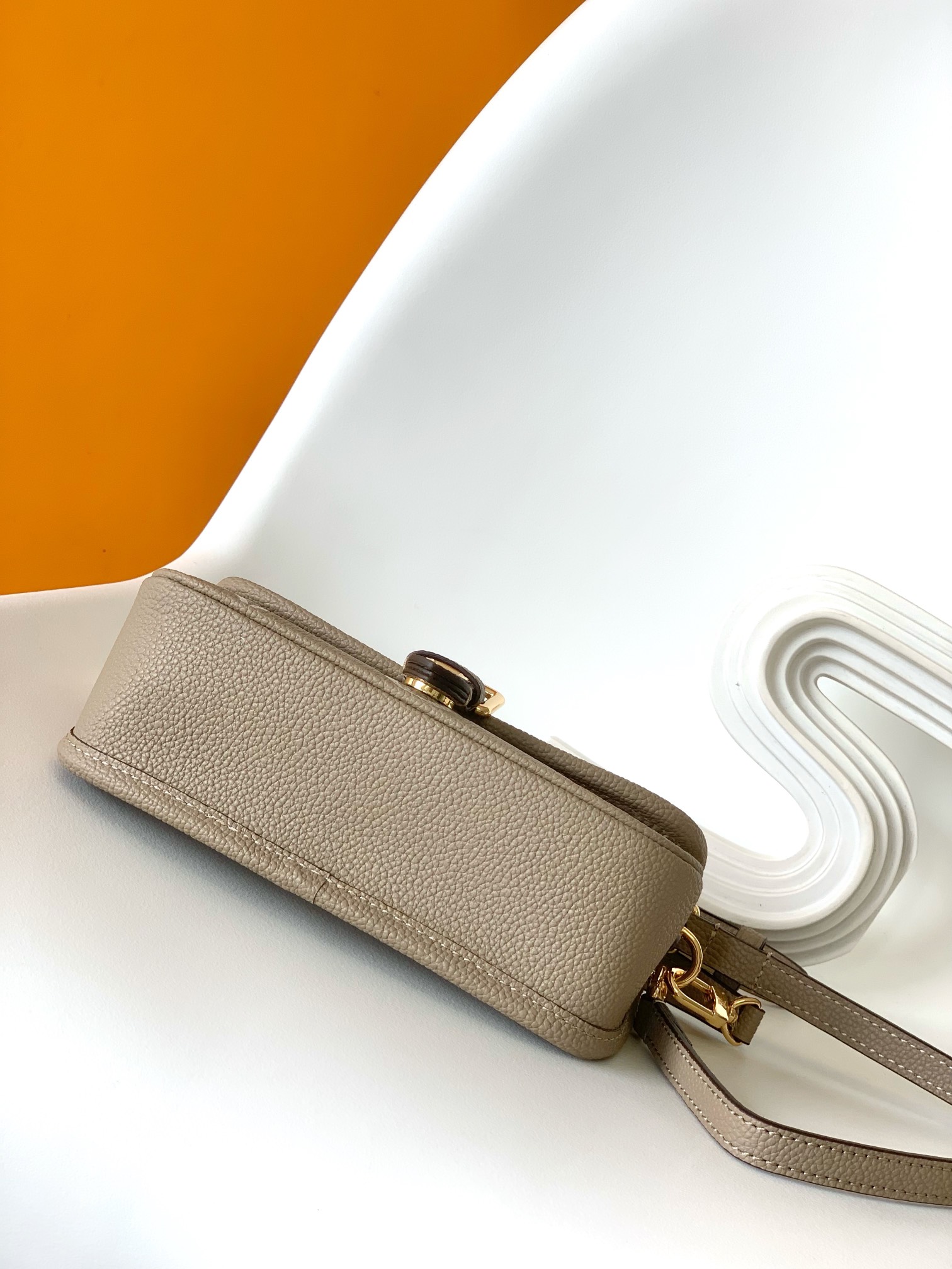 Louis Vuitton Basic Bag Cow Leather Blue M