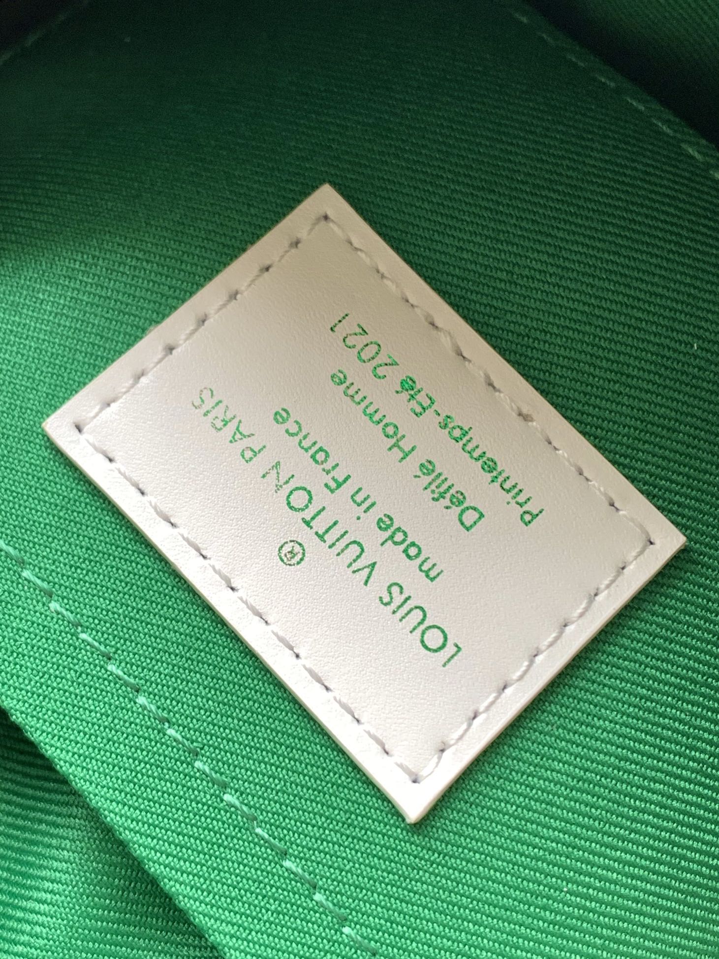 Louis Vuitton Basic Bag Canvas Green M-l-s