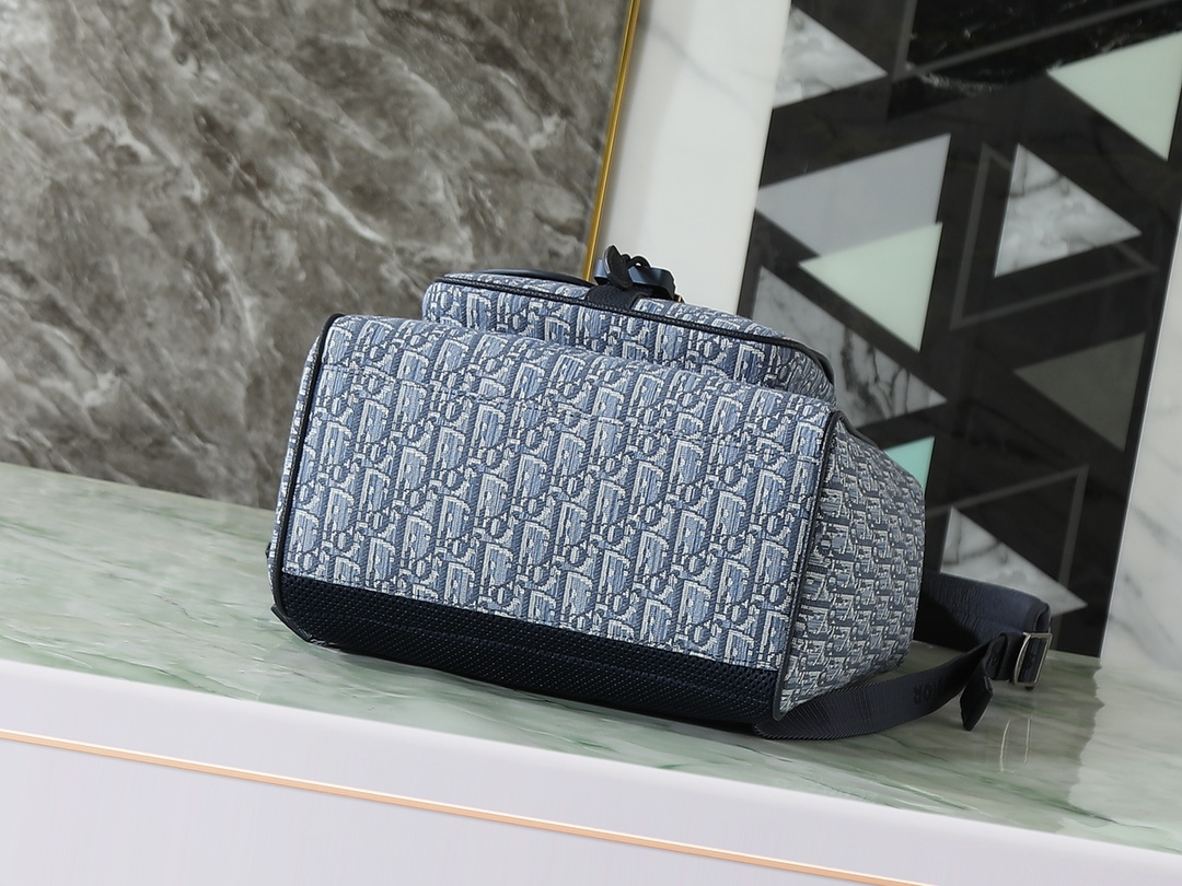 Dior Shoulder Bag Cow Leather Blue L