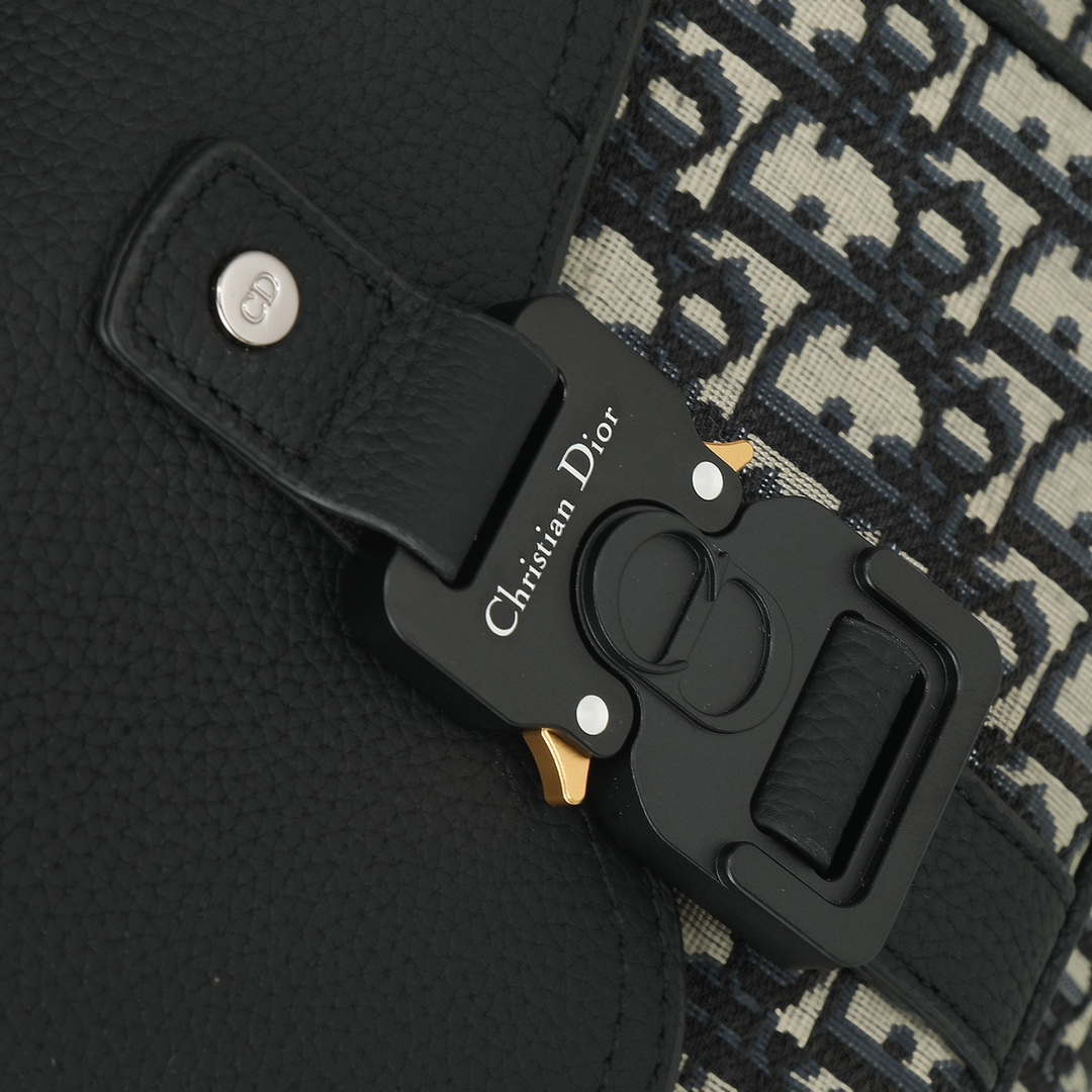 Dior Shoulder Bag Cow Leather Black L