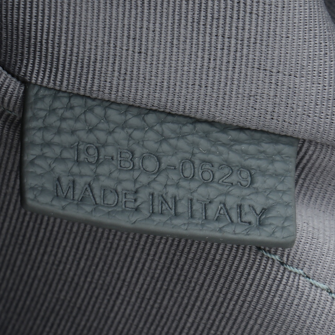 Dior Shoulder Bag Cow Leather Gray L-s