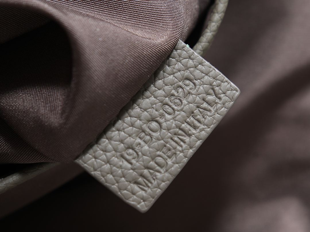 Dior Shoulder Bag Cow Leather Gray L-s-205l