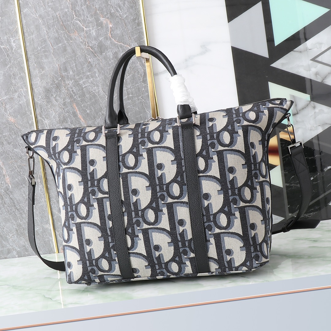 Dior Basic Bag Black M-l