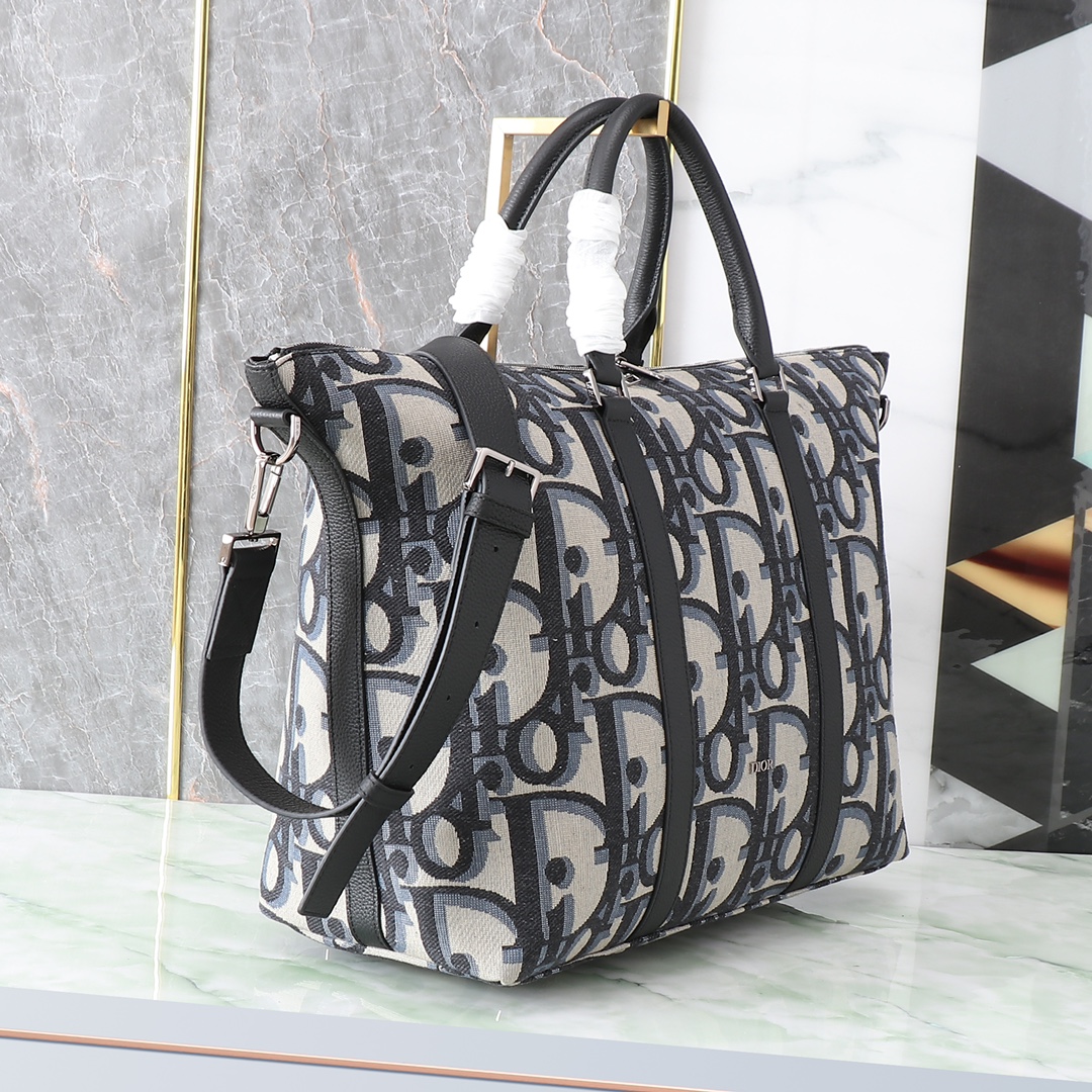 Dior Basic Bag Black M-l