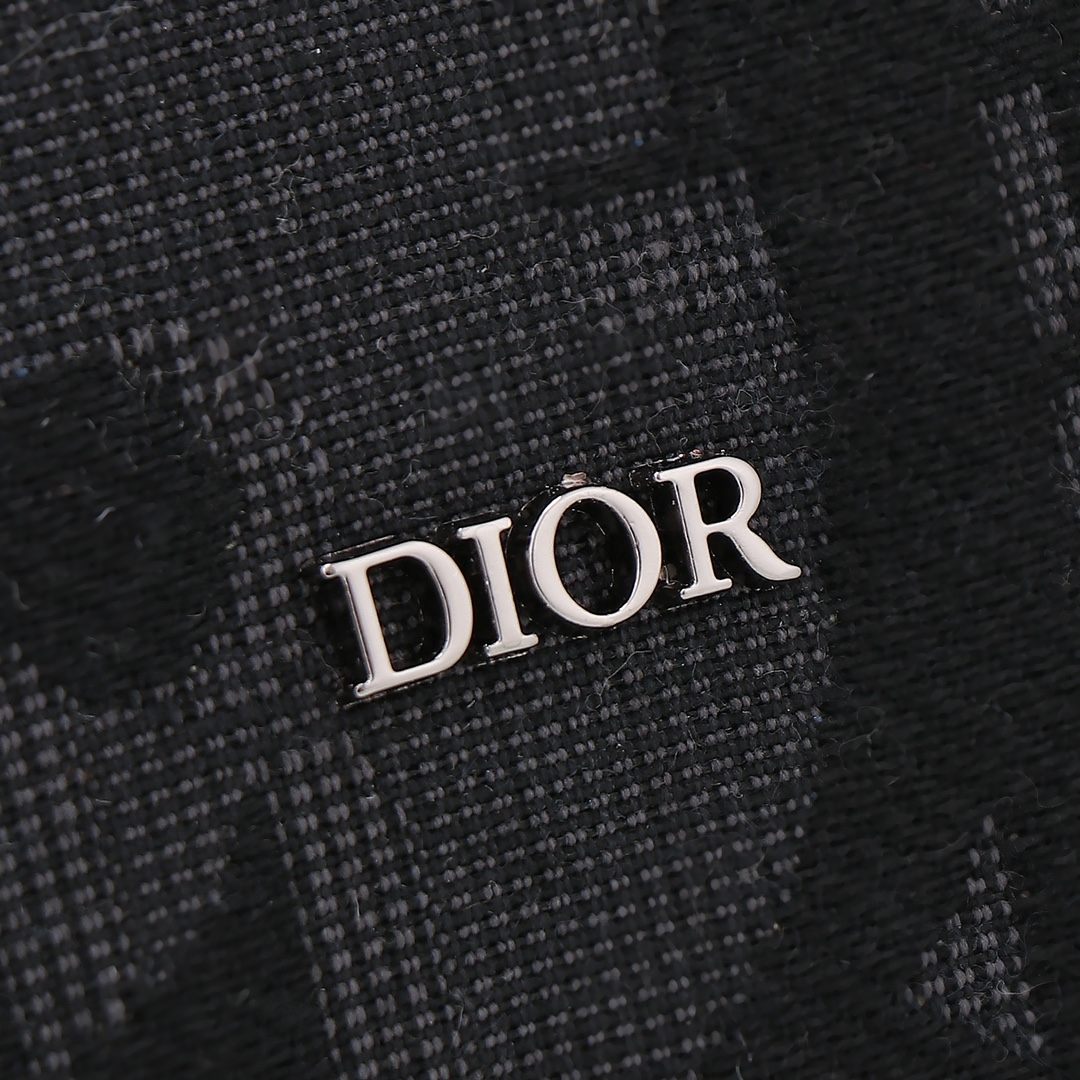 Dior Basic Bag Black M-l