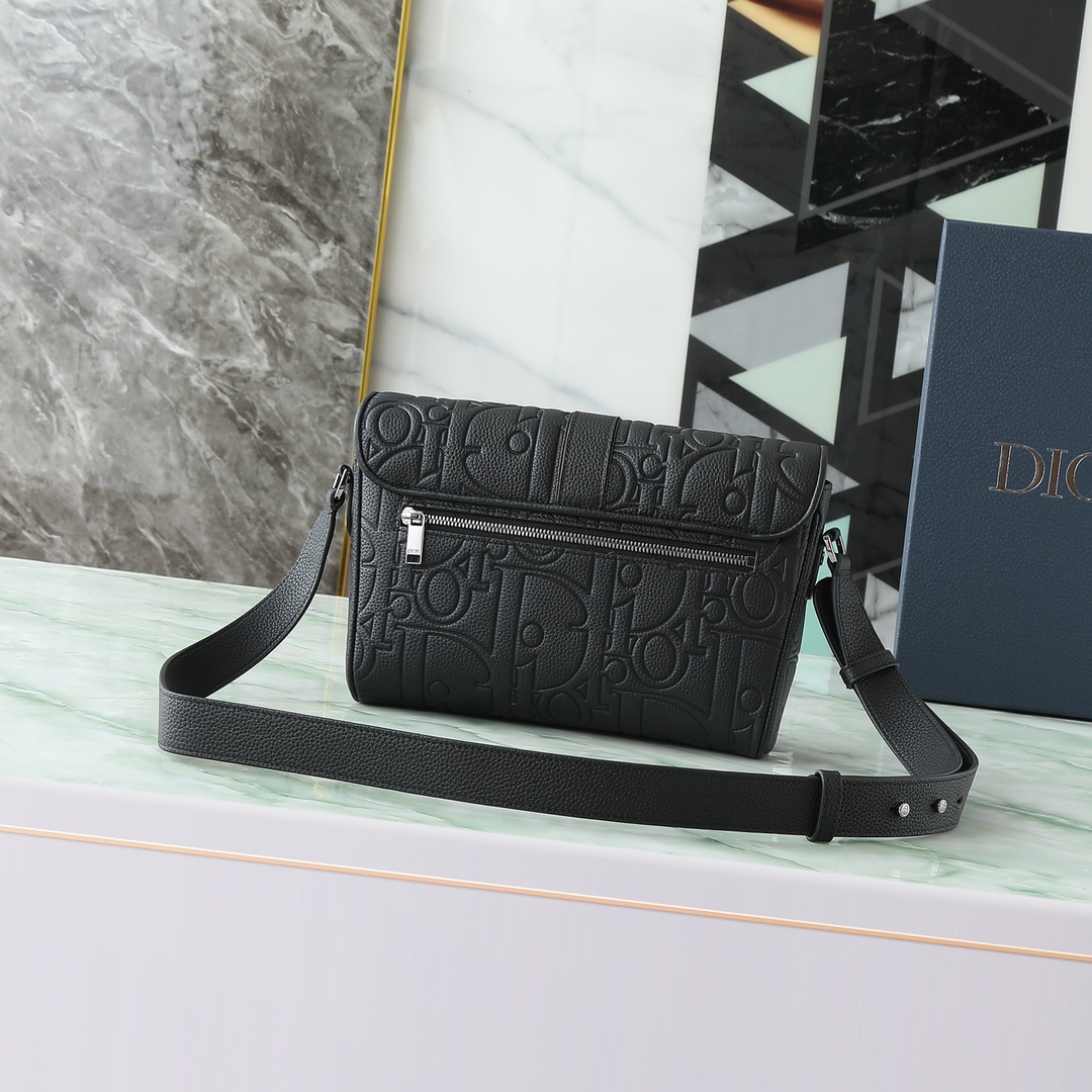 Dior Messenger Bag Cow Leather Black L-s-376l