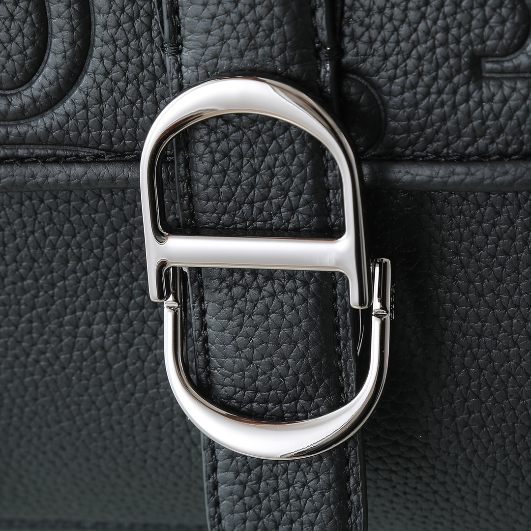 Dior Messenger Bag Cow Leather Black M-l-s-197l