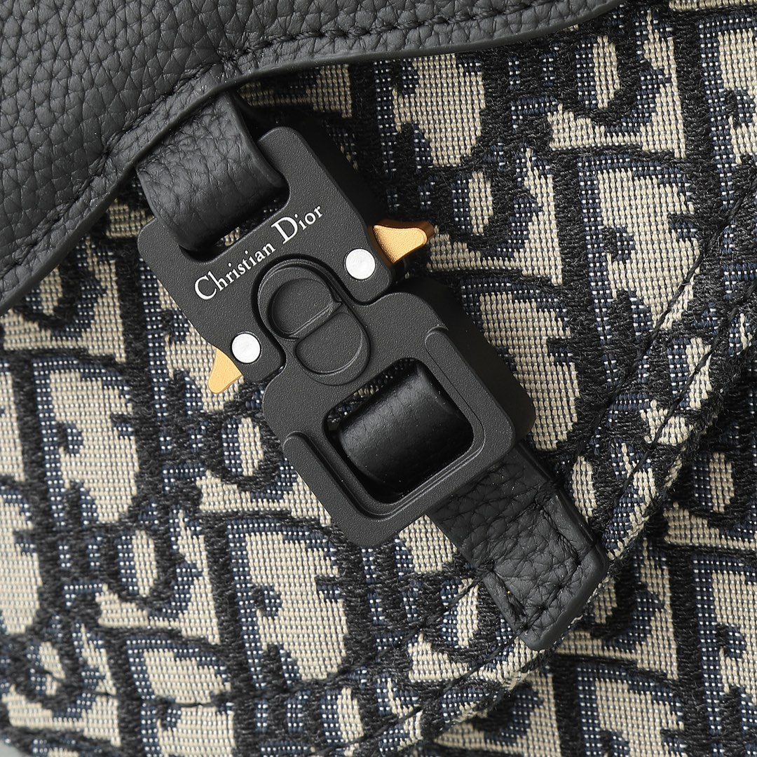 Dior Messenger Bag Cow Leather Black L-s