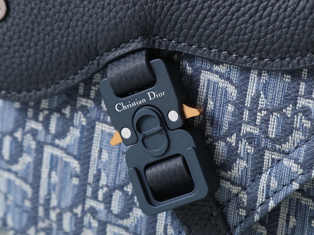 Dior Messenger Bag Cow Leather Blue L-s