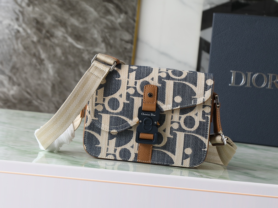 Dior Messenger Bag Cow Leather Brown M-l