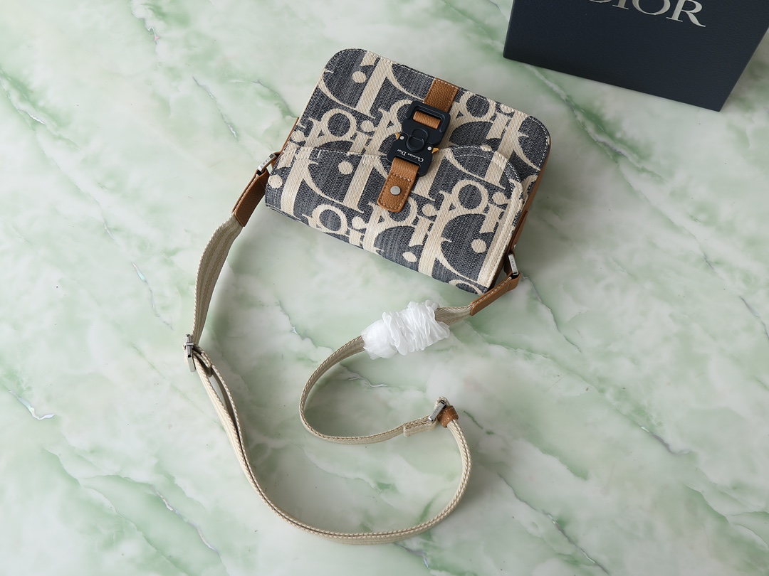 Dior Messenger Bag Cow Leather Brown M-l