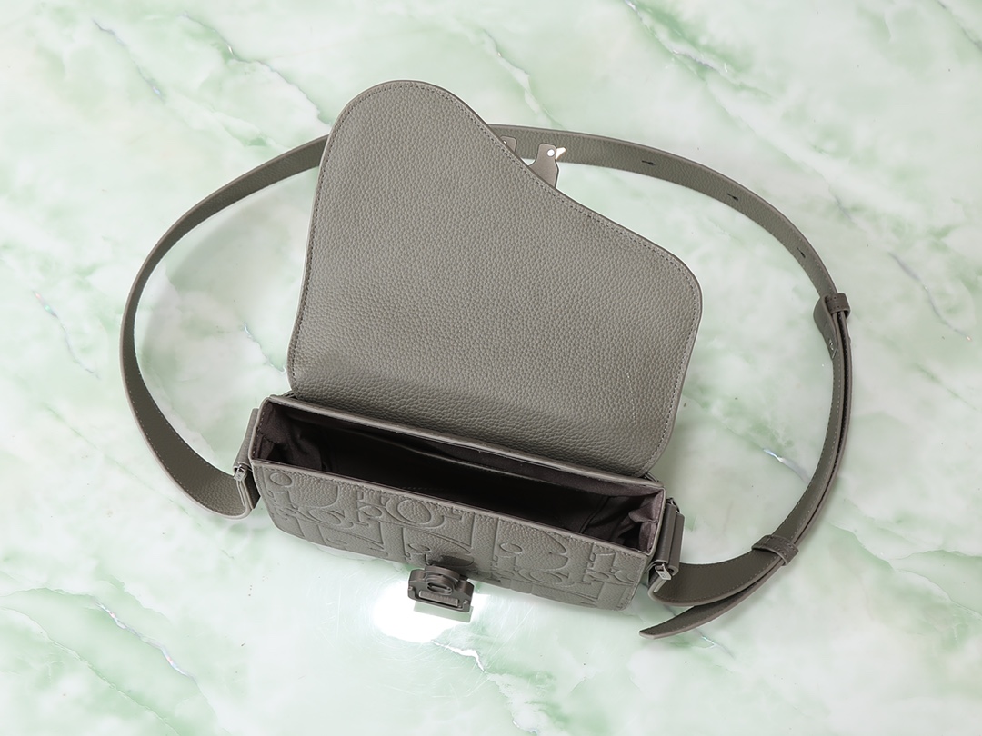 Dior Messenger Bag Cow Leather Gray 049l-l