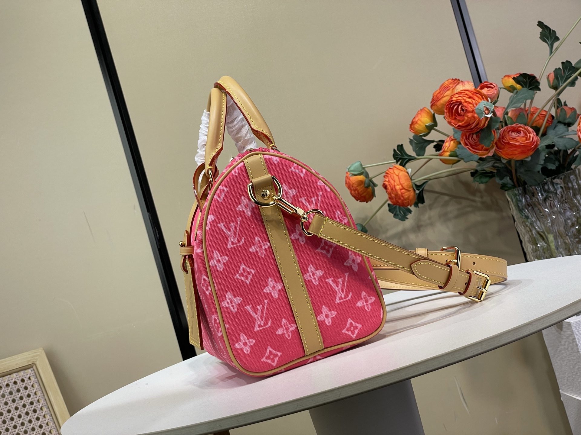 Louis Vuitton Basic Bag Cow Leather Red M-l-s