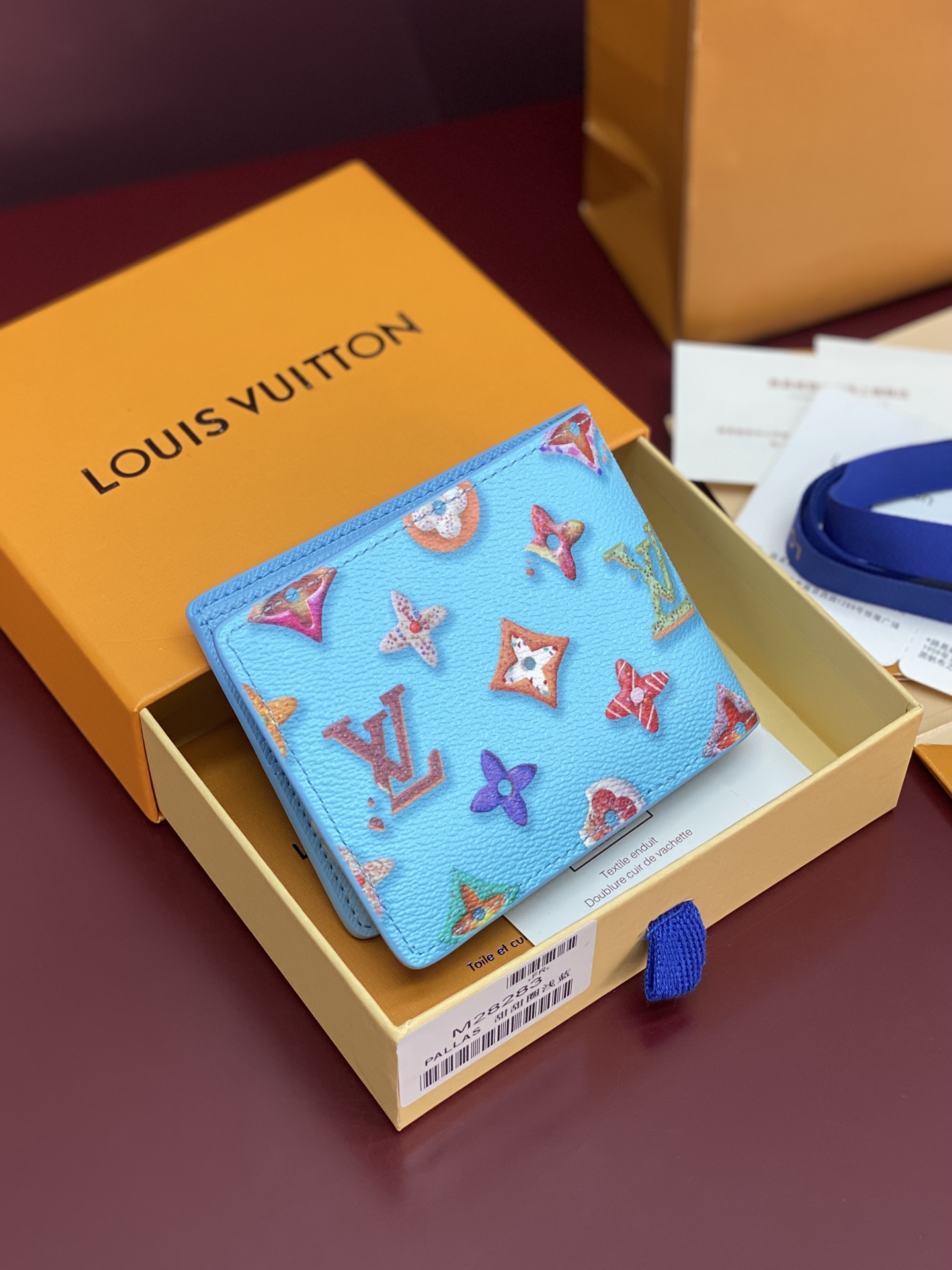 Louis Vuitton Basic Bag Canvas M-l-s