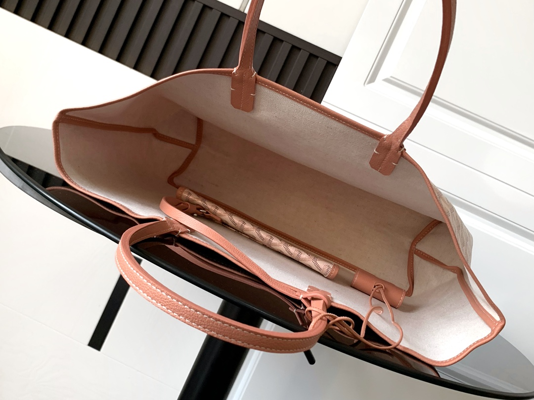 Goyard Basic Bag Canvas M