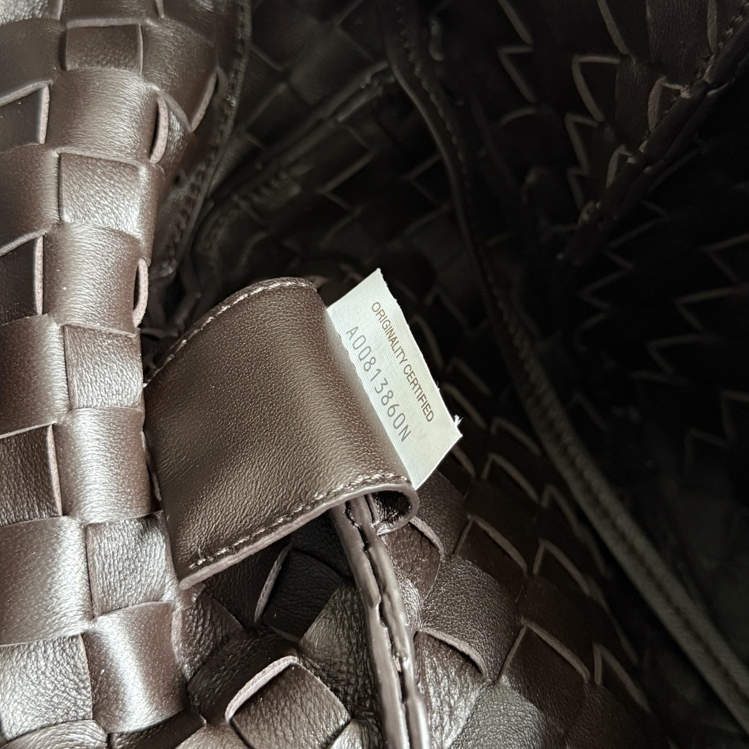 Bottega Veneta Shoulder Bag M-15cm