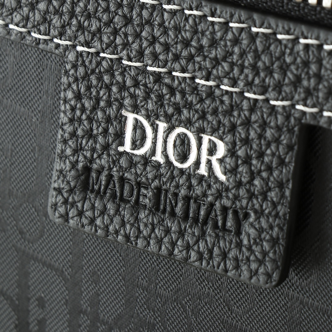 Dior Basic Bag Cow Leather Black S