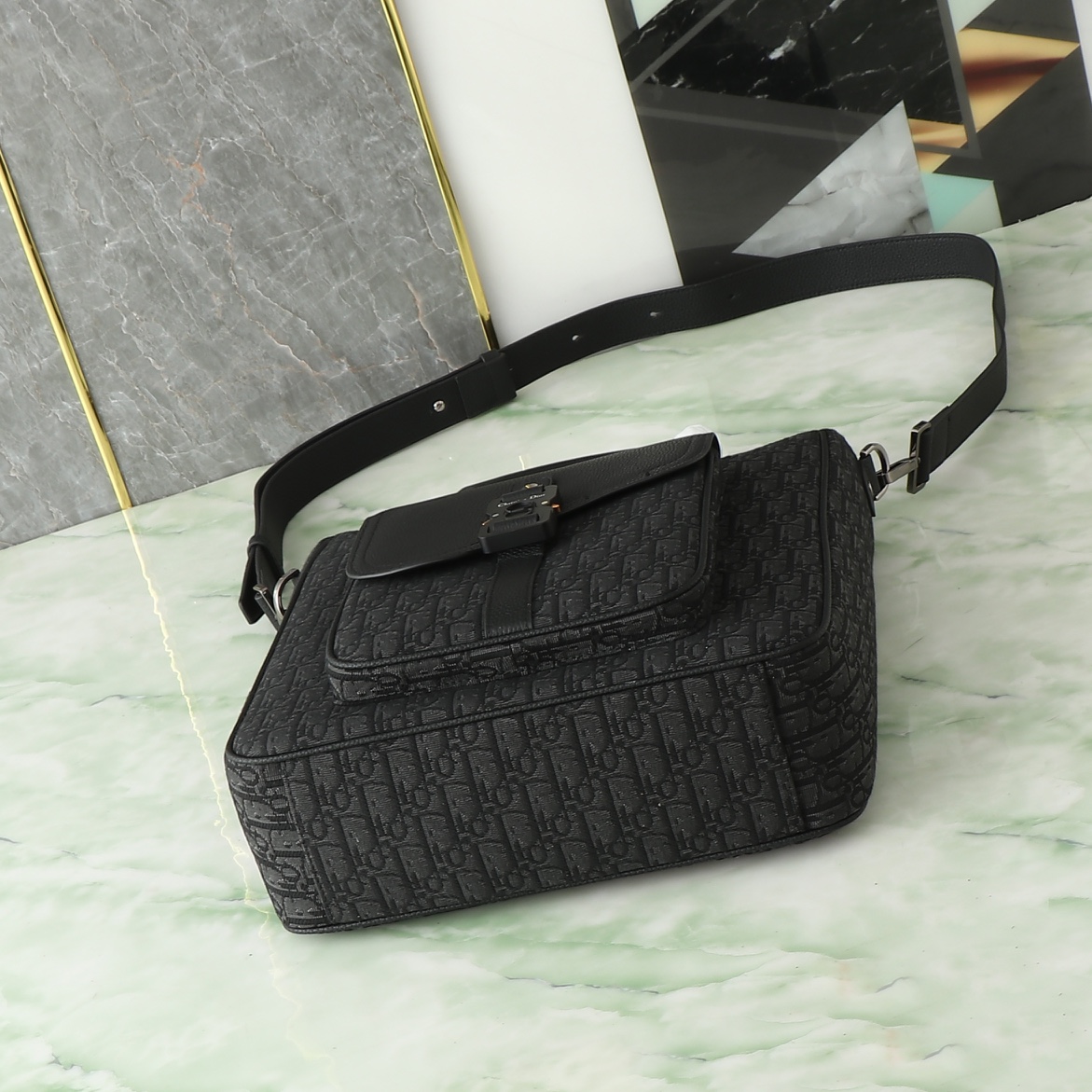 Dior Basic Bag Cow Leather Black L-s