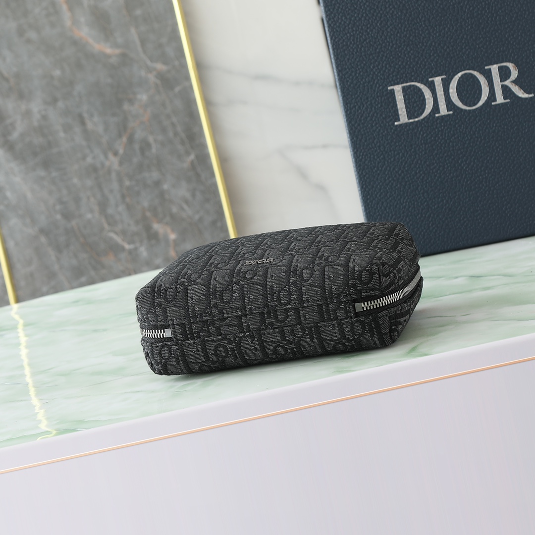 Dior Clutch Bag Cow Leather Black L-s