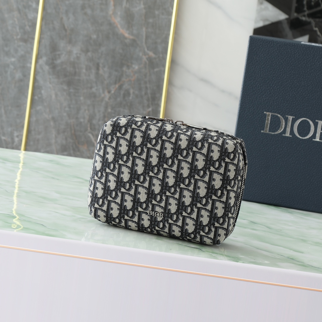 Dior Clutch Bag Cow Leather Black L-s