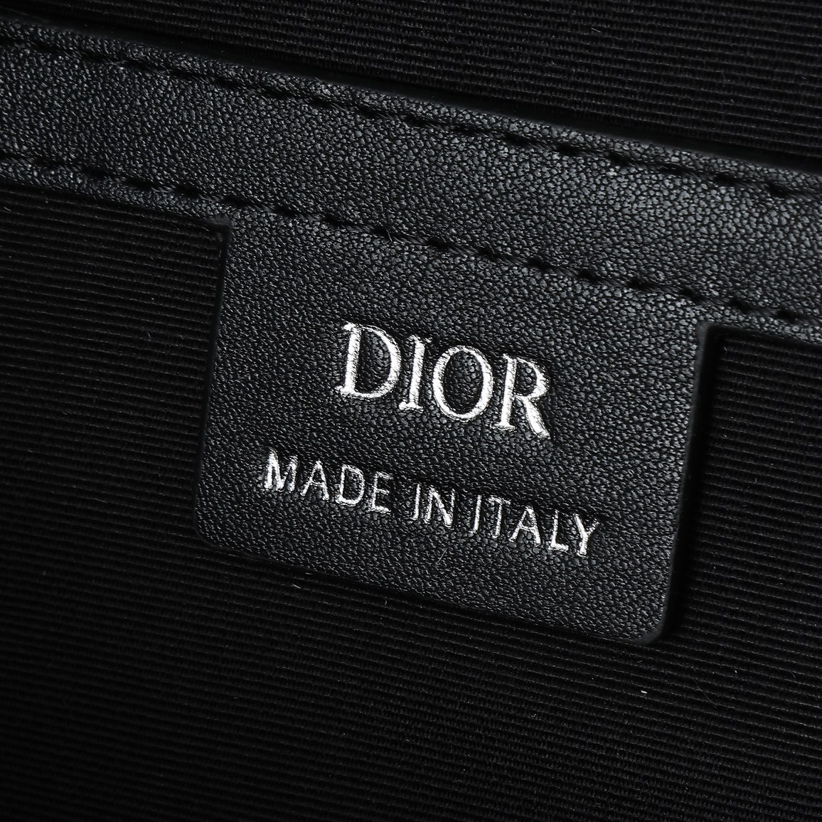 Dior Basic Bag Cow Leather Black L-s