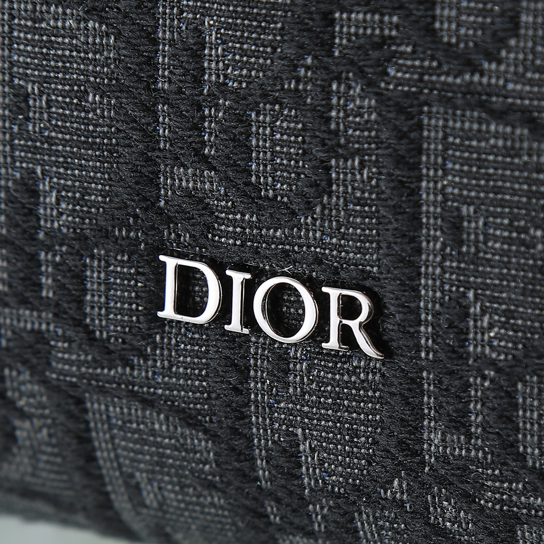 Dior Basic Bag Cow Leather Black M-l-s